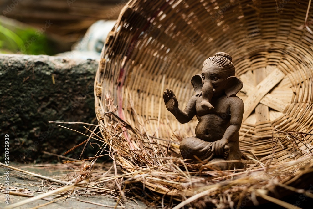 Poster Eco-friendly Lord Ganesha made of natural clay