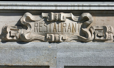 barockisierter Schriftzug Restaurant