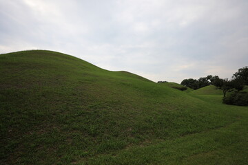 royal tomb of silla dynasty, korea