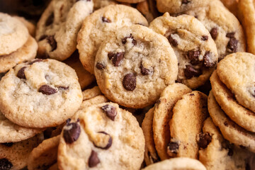 chocolate chip cookies