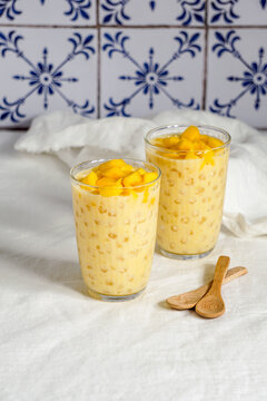 Thai coconut mango sago pudding - tapioca pudding