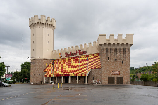  
Lyndhurst, NJ, USA - August 22, 2022: A Medieval Times Dinner And Tournament Building In Lyndhurst, NJ, USA, A Family Dinner Theater Featuring Staged Medieval-style Games, Sword-fighting, And Jousti