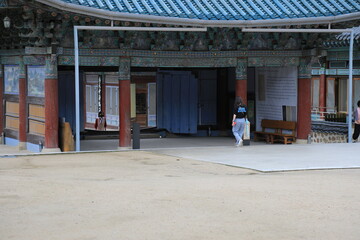 Fototapeta na wymiar Tongdo-sa, Buddhist temple korea 