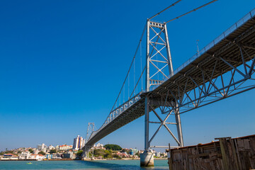 Fototapeta premium Sunny day in structure of bridge florianópolis santa catarina brazil tourist site of florianopolis, Santa Catarina, Brazil