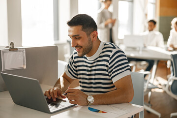 Fototapete bei efototapeten.de bestellen   