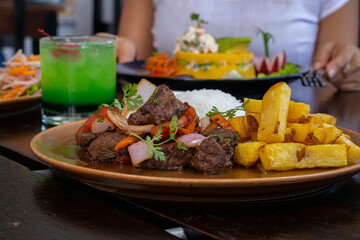 Lomo Saltado Tradicional