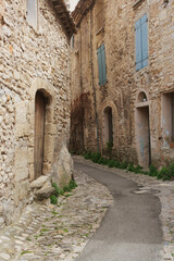 Fototapeta na wymiar View of the Vaison la Romaine village in Provence, France