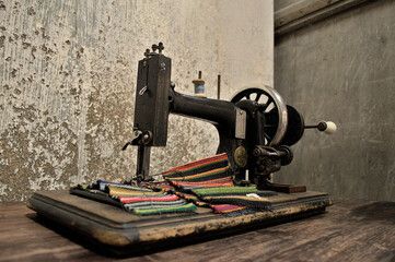 A sewing machine from the past