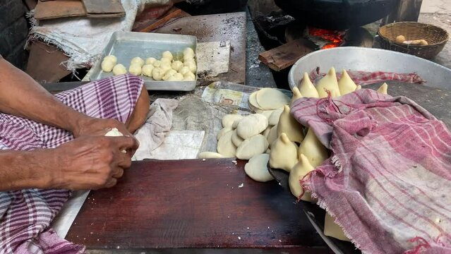 Potato Samosas - Fufu's Kitchen