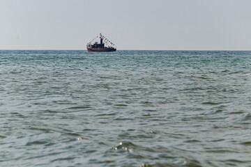 little ship in the sea, mały statek na morzu © Piotr