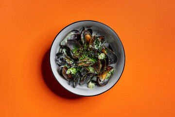 Mussels in creamy sauce