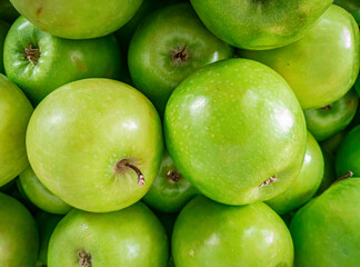 green apples on the market