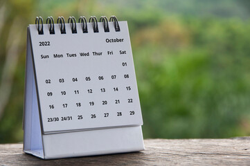 October 2022 calendar with customizable space for text or ideas. Copy space
