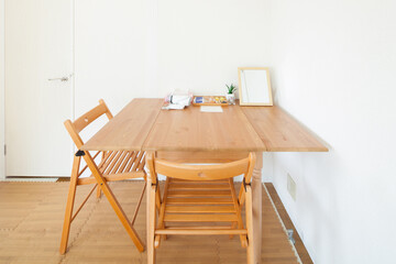 ダイニングテーブル