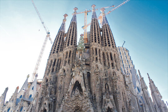 Fa&ccedil;ade Sagrada Familia Church Sculpture Gaudi Photograph