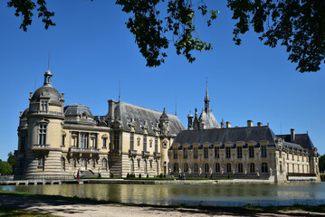 Fototapeta na wymiar Château de Chantilly. France