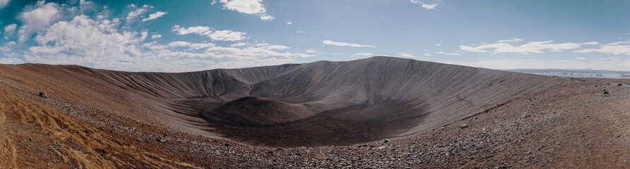 Fototapeta na wymiar Volcanic crater
