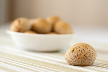 whole cheese bread with fennel - pao de queijo integral com fennel (brazilian food)