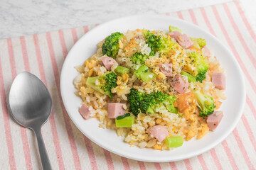 ブロッコリーの焼き飯