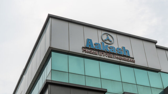 Aakash Educational Services Limited, Aakash Institute, India