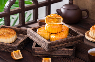 The traditional Chinese festival Mid-Autumn Festival food moon cake