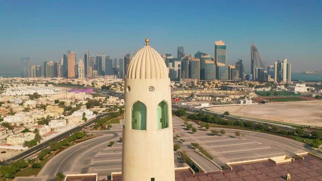 Imam Abdul Wahhab Mosque in Qatar - Drone shot