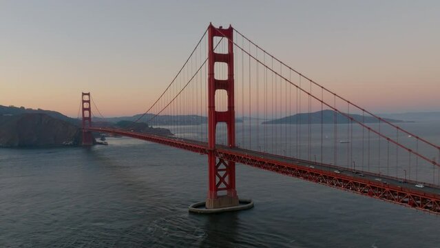Golden Gate at Twilight Ascend and Push - San Francisco