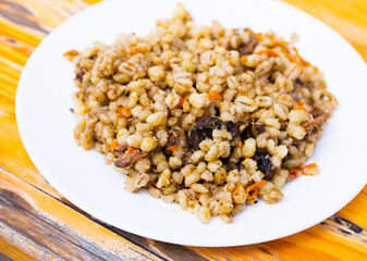 Russian soldiers porridge, mushroom pellet