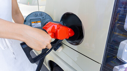 ガソリンの給油