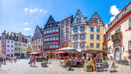 Fototapeta na wymiar Marktplatz in Cochem, Mosel, Deutschland