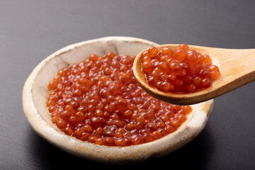 イクラの醤油漬け