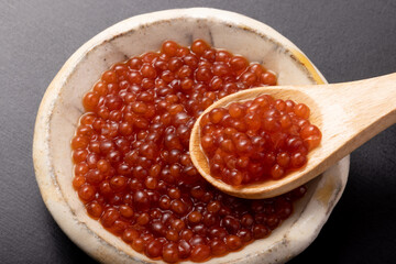 イクラの醤油漬け