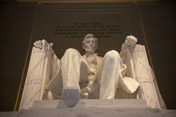 The Lincoln Memorial at night