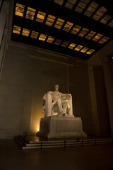 Fototapeta premium The Lincoln Memorial at night