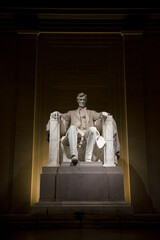 Fototapeta premium The Lincoln Memorial at night