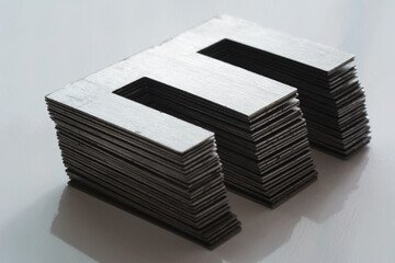 Ferromagnetic metal core for high energy efficient transformer. Ferrite transformer for switching...