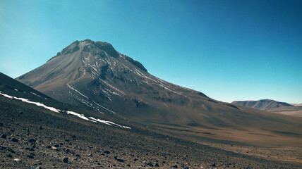 Naklejka premium Volcano in the desert.