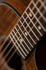 Obraz premium Detalle de guitarra acústica de madera