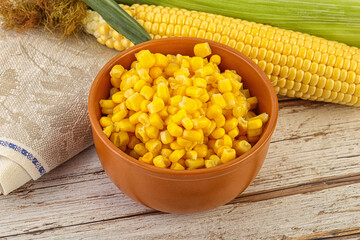 Canned yellow corn in the bowl