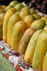 Papaya, sell in the fruit street market in Jakarta