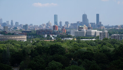 Fototapeta na wymiar The skyline of Boston, MA, on a sunny day