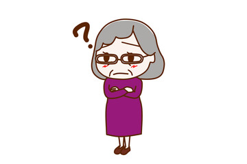 （全身斜め）腕を組んではてなと疑問に思っている高齢の女性