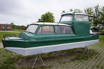 Motor boat from 1987, made in East Germany, sheet steel hull and flat bottom. Driven by a motor...