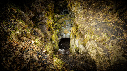 grotte lavique entrée