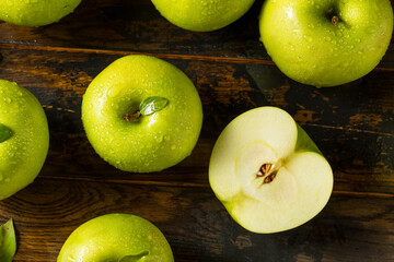 Raw Organic Green Granny Smith Apples