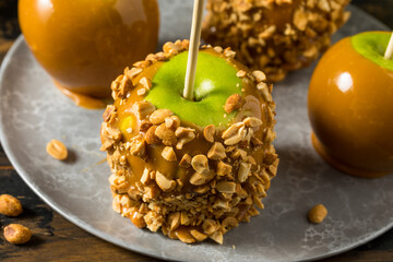 Homemade Halloween Candy Taffy Apples