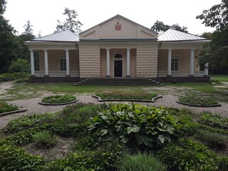 house in the garden