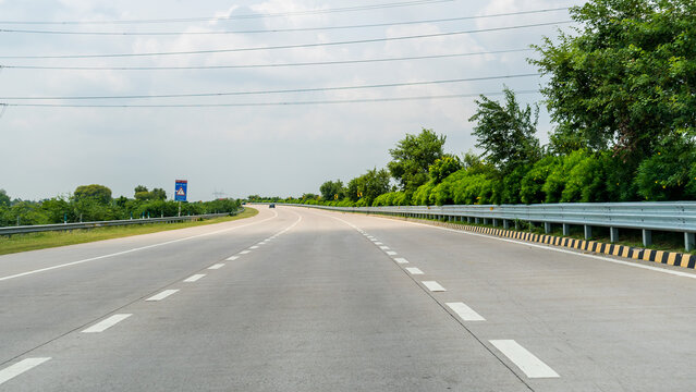 Yamuna Expressway, Delhi Agra Expressway During Monsoon, India