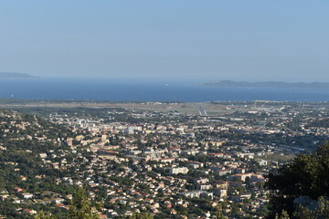 Vue panoramique sur ville de HYERES 