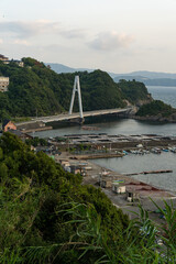 夕日に染まる雑賀崎漁港